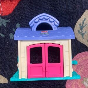 Fisher-Price Little People Pink Door Blue Roof House